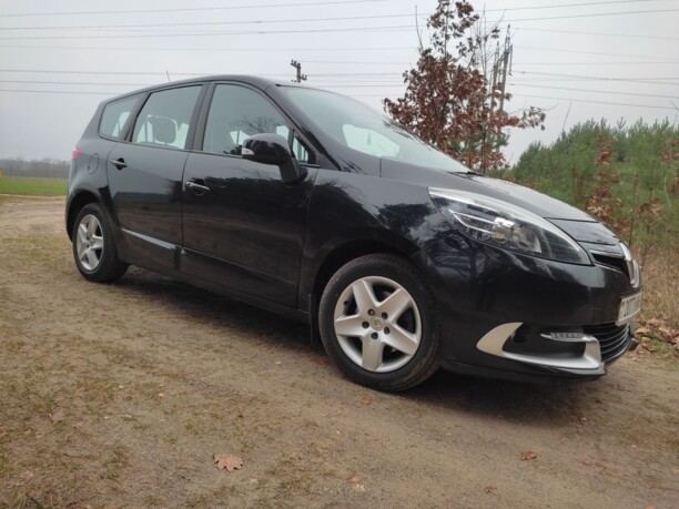 Renault Grand Scenic III · 2-й рестайлинг, 7 мест, 2014 г.