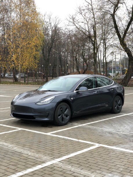 Tesla Model 3, 2019 г.