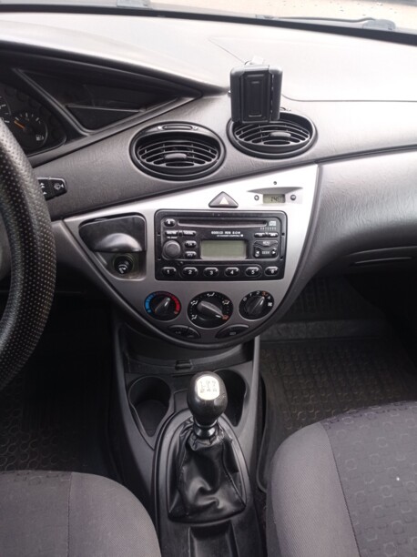 Ford Focus I · Рестайлинг, 2002 г.