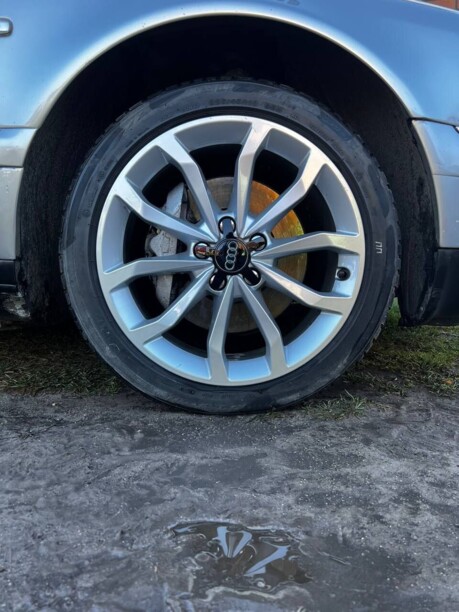 audi 8x18 5x112 4 шт.