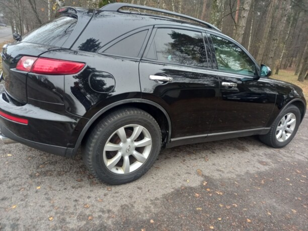 Infiniti FX I, 2005 г.