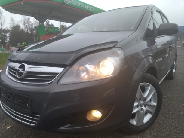 Opel Zafira B · Рестайлинг, 2013 г.