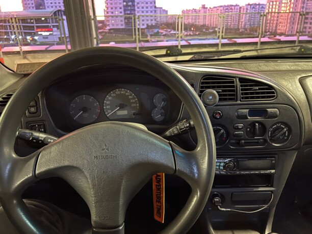 Mitsubishi Colt V, 1996 г.