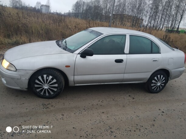 Mitsubishi Carisma I · Рестайлинг, 2001 г.