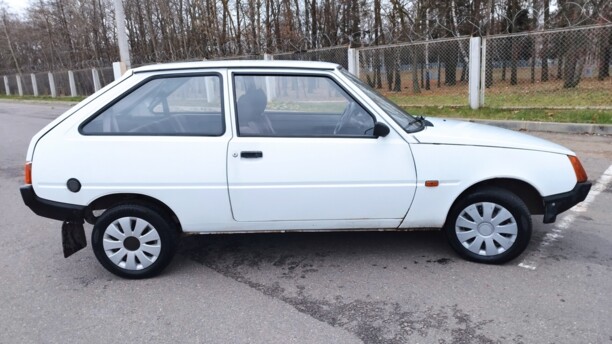ЗАЗ 1102 Таврия, 2004 г.