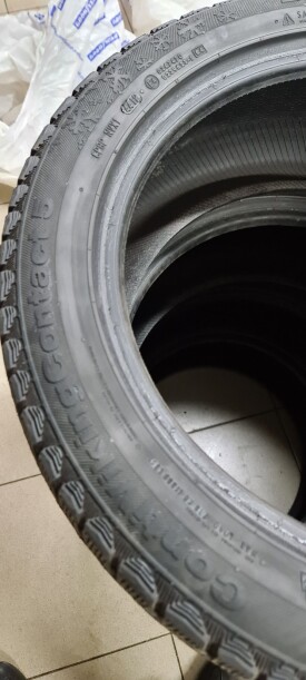 Легковые шины Continental ContiVikingContact 5 235/45 R17 4 шт.