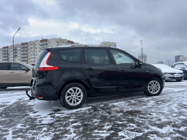 Renault Grand Scenic III · 2-й рестайлинг, 7 мест, 2016 г.