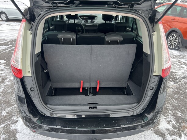Renault Grand Scenic III · 2-й рестайлинг, 7 мест, 2016 г.