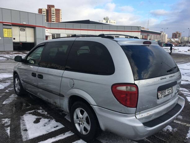 Dodge Grand Caravan IV, 7 мест, 2002 г.