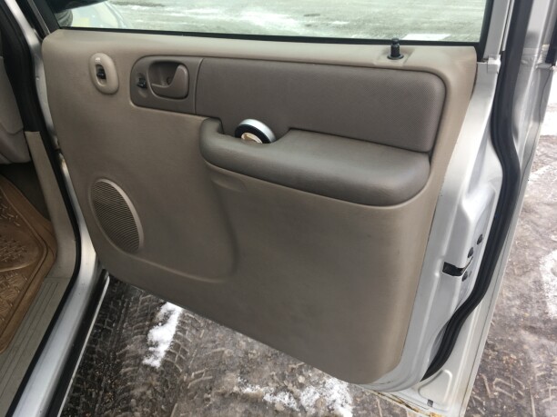 Dodge Grand Caravan IV, 7 мест, 2002 г.