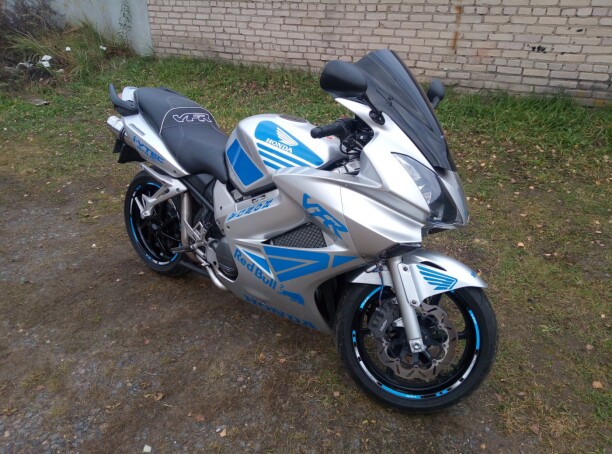 Honda VFR 800, 2003 г.