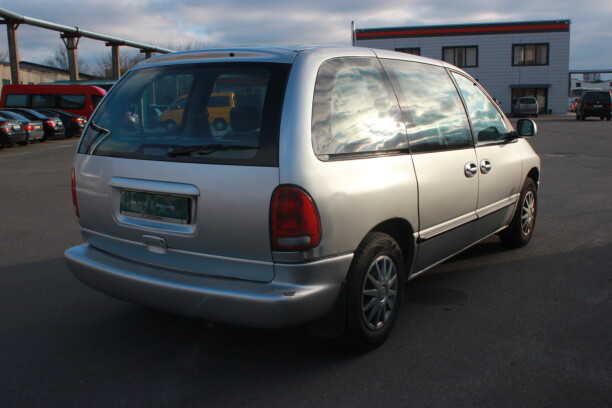 Dodge Caravan III, 7 мест, 2000 г.