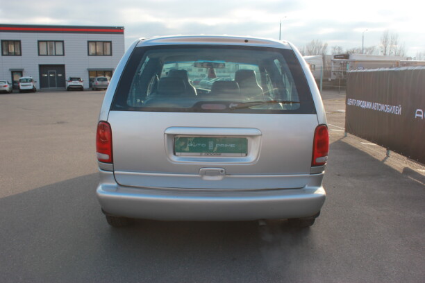 Dodge Caravan III, 7 мест, 2000 г.