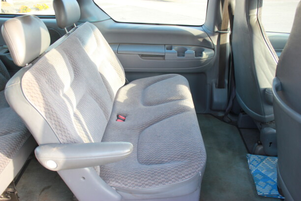 Dodge Caravan III, 7 мест, 2000 г.