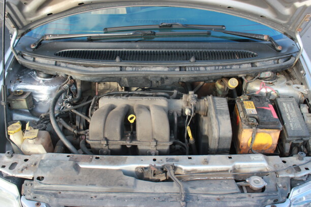 Dodge Caravan III, 7 мест, 2000 г.