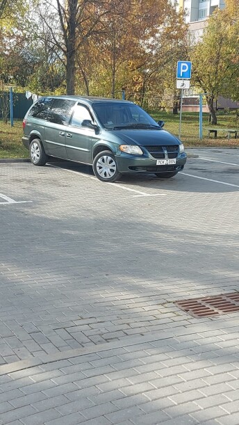 Dodge Grand Caravan IV, 7 мест, 2001 г.