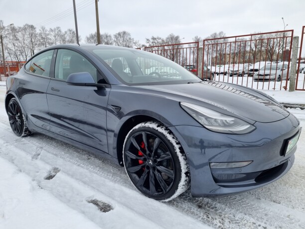 Tesla Model 3, 2020 г.