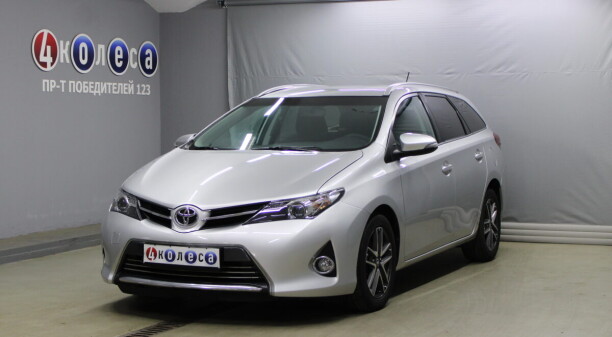 Toyota Auris II (E180), 2014 г.