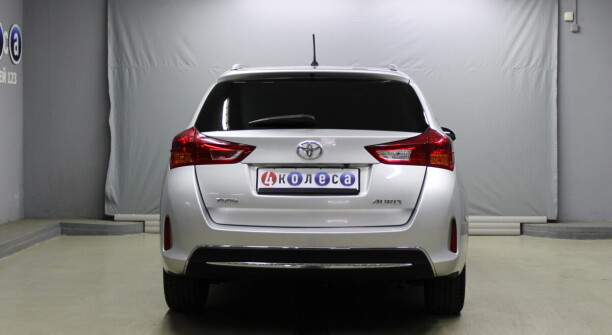 Toyota Auris II (E180), 2014 г.
