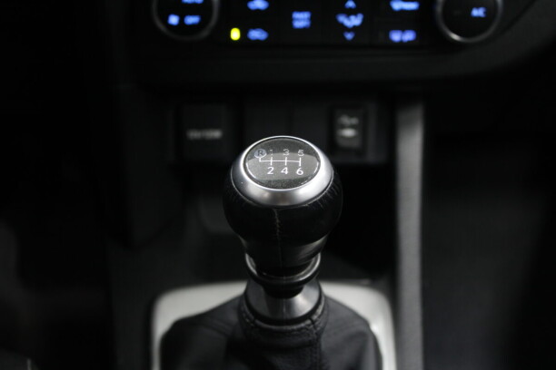 Toyota Auris II (E180), 2014 г.