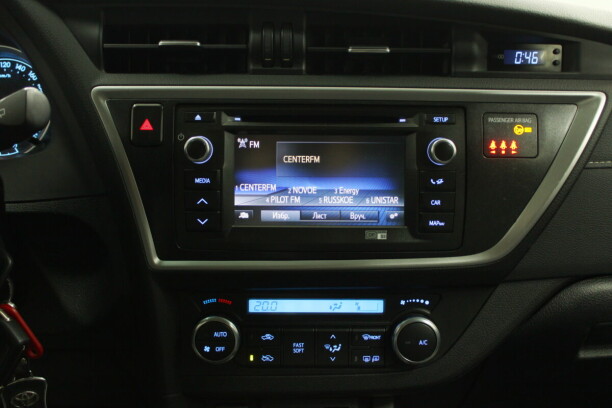 Toyota Auris II (E180), 2014 г.