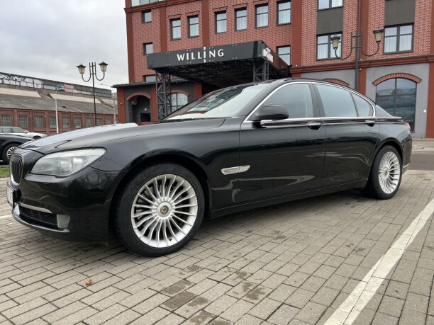 BMW 7 серия F01, F04, 2009 г.