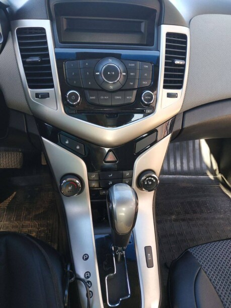 Chevrolet Cruze J300, 2011 г.