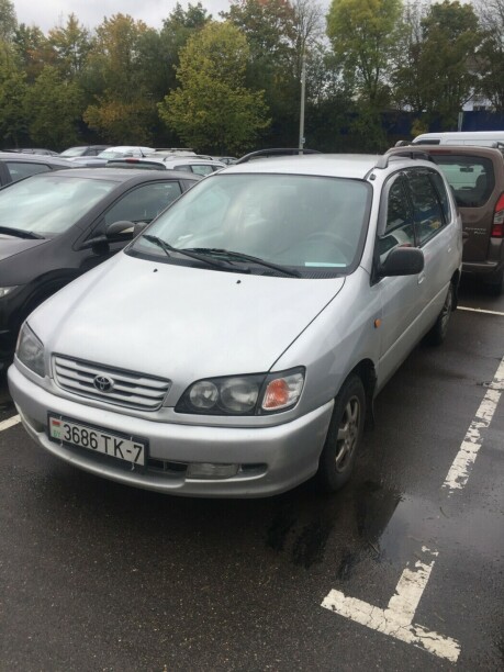 Toyota Picnic I, 1999 г.