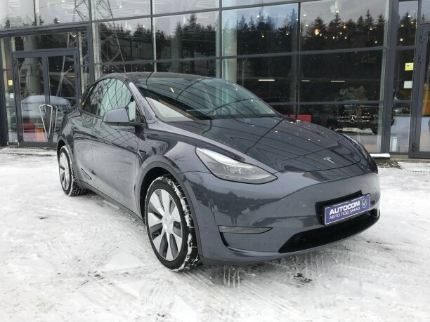 Tesla Model Y, 2021 г.