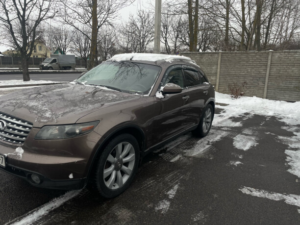 Infiniti FX I, 2005 г.