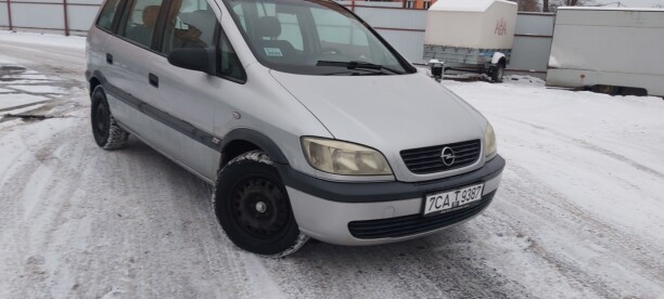 Opel Zafira A, 7 мест, 2000 г.