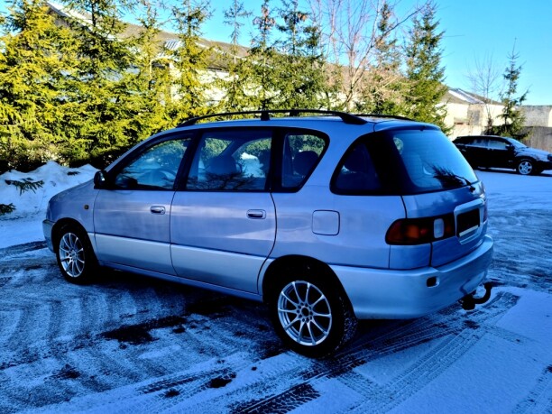 Toyota Picnic I, 7 мест, 1997 г.