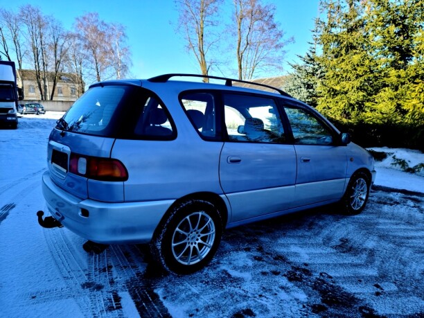 Toyota Picnic I, 7 мест, 1997 г.
