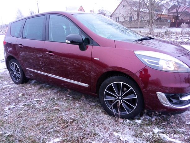 Renault Grand Scenic III · Рестайлинг, 7 мест, 2012 г.