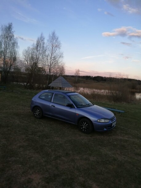 Mitsubishi Colt V, 1998 г.