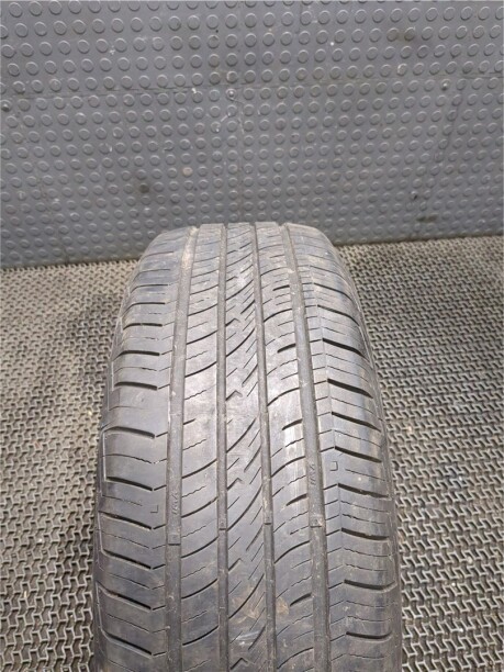 Легковые шины Cooper CS 5 Grand Touring 235/65 R17 1 шт.