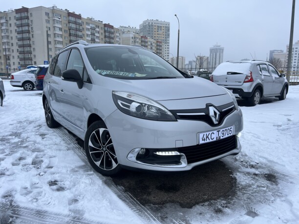 Renault Grand Scenic III · 2-й рестайлинг, 7 мест, 2015 г.