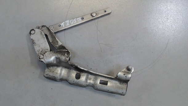 Крепление капота для Mercedes-Benz C-Класс W203, S203, CL203 2000 - 2004