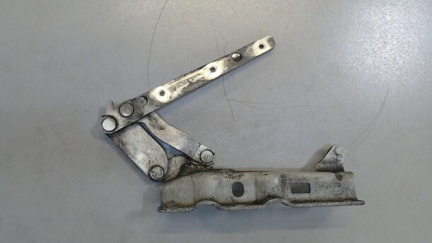 Крепление капота для Mercedes-Benz C-Класс W203, S203, CL203 2000 - 2004