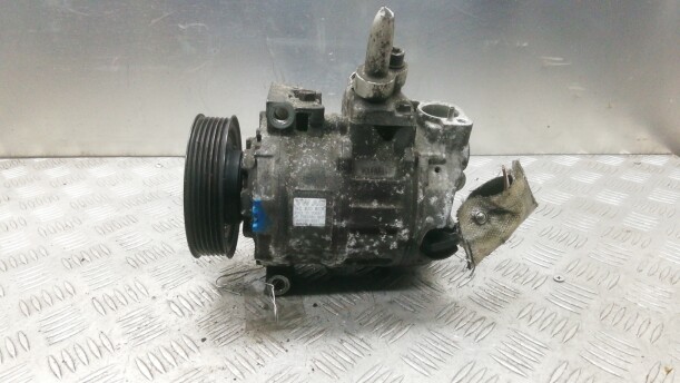 Компрессор кондиционера для Volkswagen Passat B5 1996 - 2005