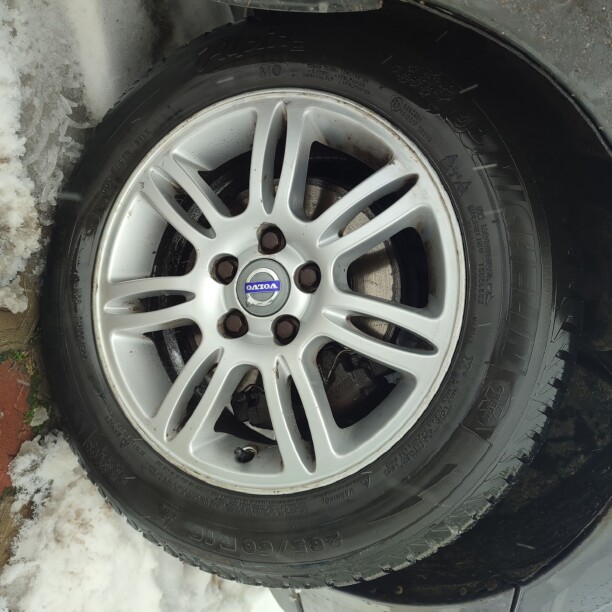 Легковые шины Michelin 205/60 R16 4 шт.