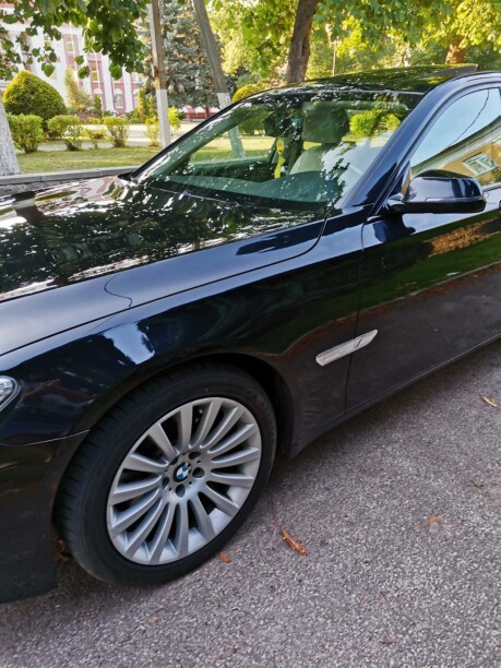 BMW 7 серия F02 (Long) · Рестайлинг, 2012 г.