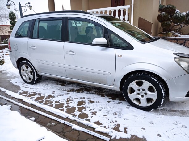 Opel Zafira B, 7 мест, 2006 г.