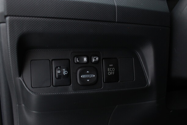 Toyota Auris I (E150) · Рестайлинг, 2010 г.