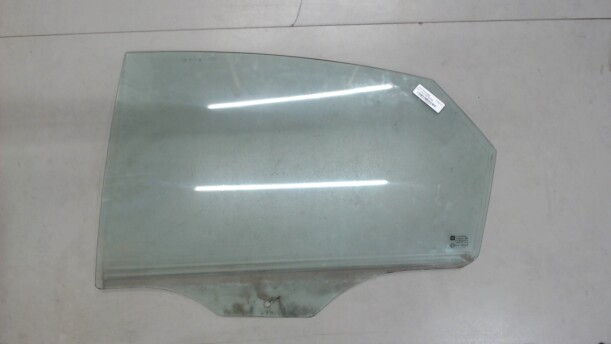 Боковое стекло для Opel Vectra C · Рестайлинг 2005-2009