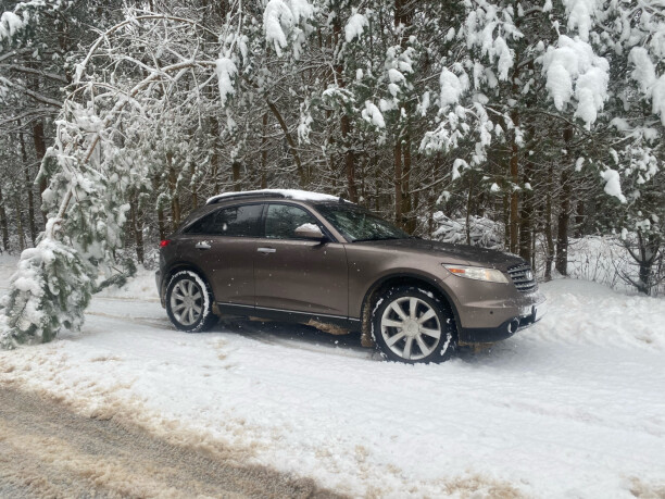 Infiniti FX I, 2003 г.