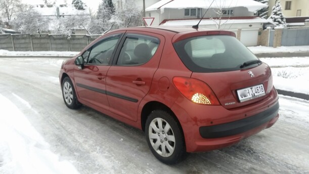 Peugeot 207 I · Рестайлинг, 2009 г.