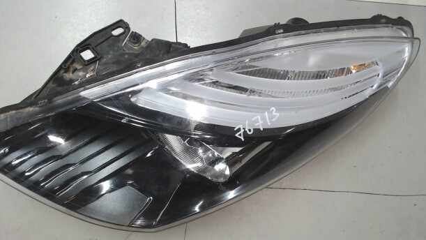 Фара передняя для Renault Scenic III 2009-2012