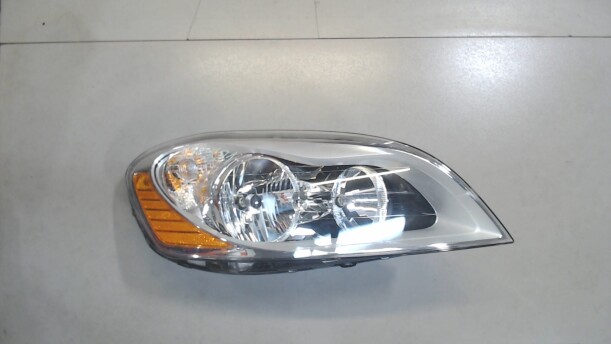 Фара передняя для Volvo XC60 I 2008 - 2013