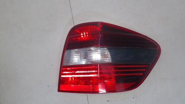 Фонарь задний для Mercedes-Benz M-Класс W164 2005 - 2008